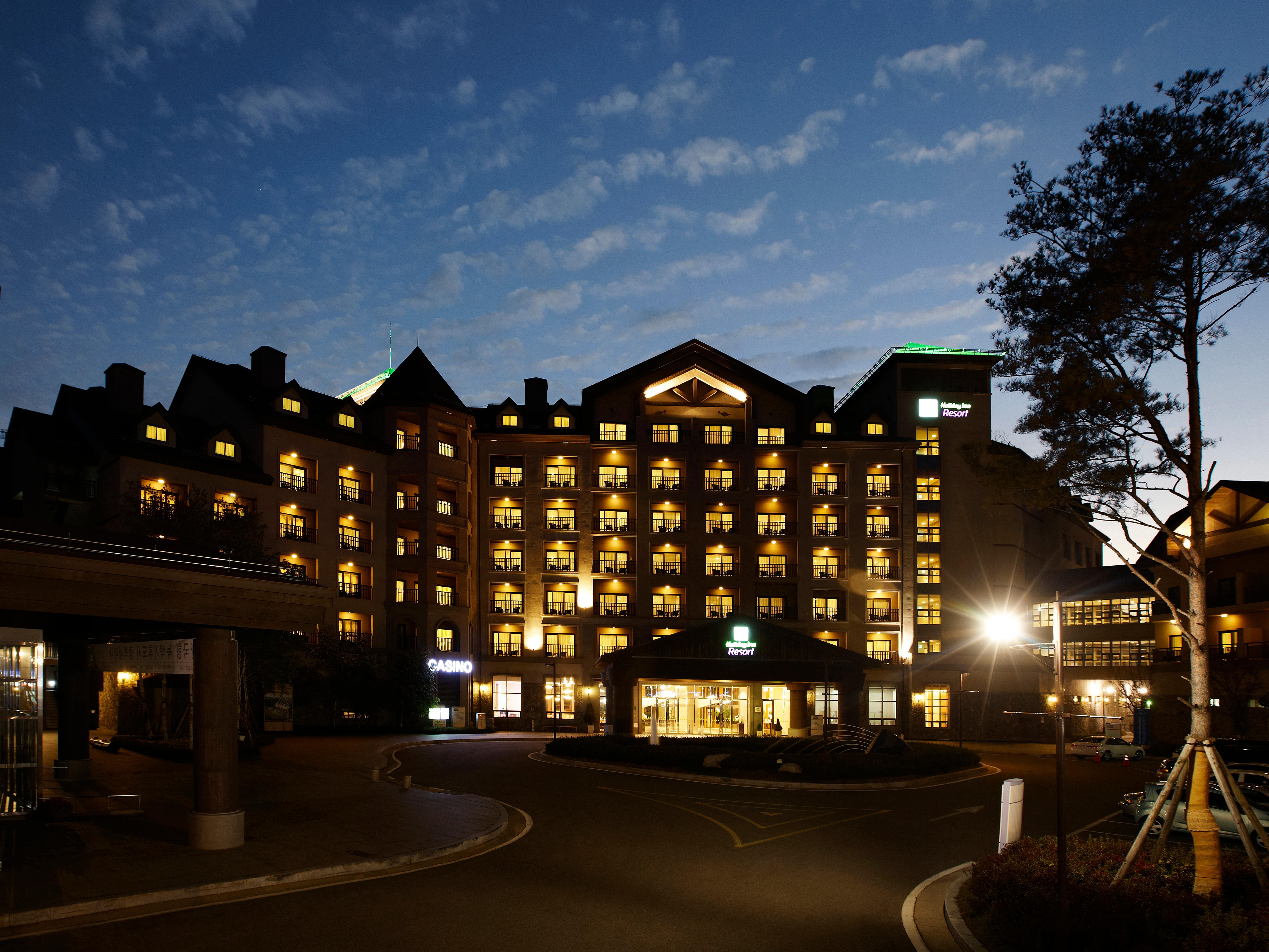 Holiday Inn Resort Alpensia Pyeongchang By Ihg Екстер'єр фото